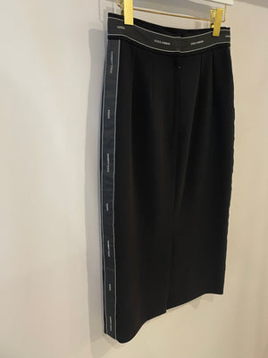 Dolce
Gabbana Black Wool Pencil Skirt with Logo Details Size IT 40 (UK 8) RRP £950