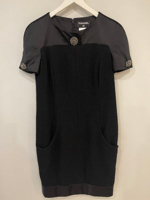 Chanel Black Tweed Midi Short-Sleeve Dress with Crystal Buttons and Silk Appliqué Size FR 42 (UK 14)