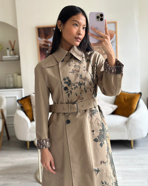 Christian Dior Beige AW22 Trench Coat with Dior Oblique Lining and Cuff Details with Garden Print Details FR 34 (UK 6)