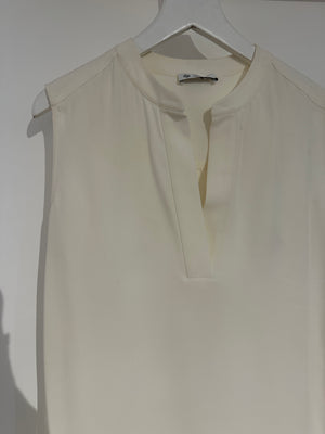 Loro Piana White V Neck Short Sleeve Silk Blouse IT 38 (UK 6)