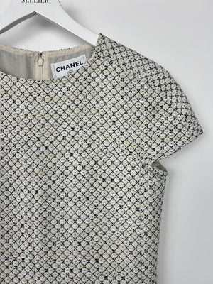 Chanel White, Black Short Sleeve Tweed Dress Size FR 38 (UK 10)