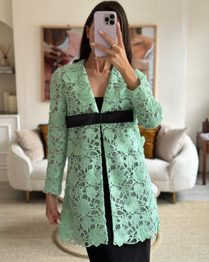 Giambattista Valli Mint Green Macrame Lace Coat with Silk Bow Closure Detail Size IT 38 (UK 6)