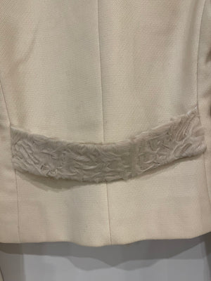 Dolce 
Gabbana Cream Jacket with Textured Collar and Large Buttons Detail Size IT 40 (UK 8)