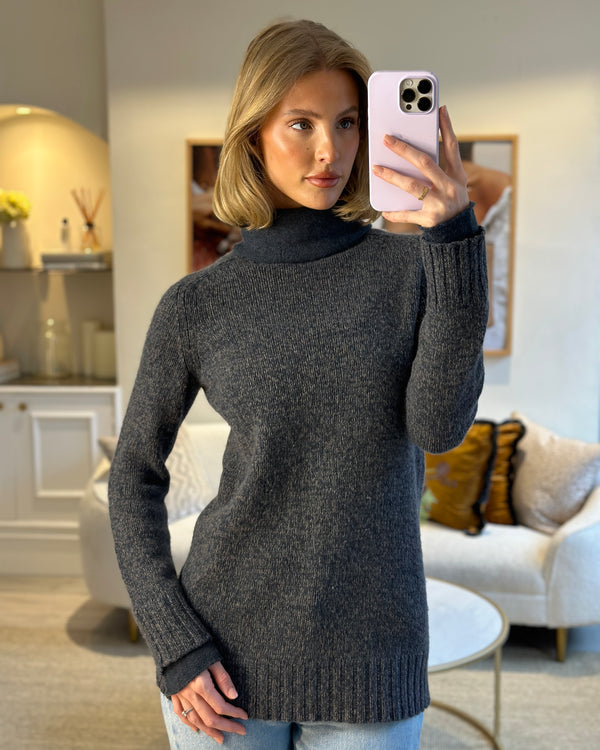 Loro Piana Grey Blue Long Sleeve Cashmere Turtle Neck Jumper with Double Neck 
Cuff Detail Size IT 40 (UK 8)