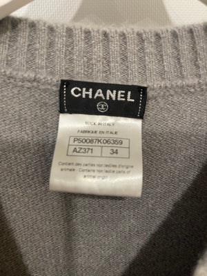 Chanel Light Grey Cashmere Sleeveless Dress with CC Pearl Buttons Detailing Size FR 34 (UK 6)