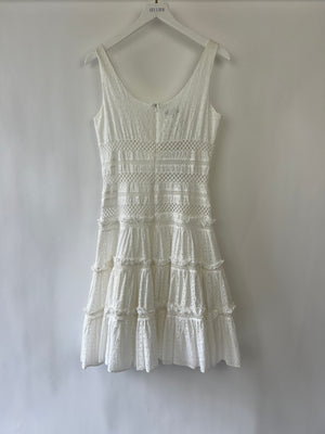 Oscar De La Renta White Crochet Sleeveless Dress US 6 (UK 10)