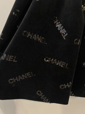 Chanel 22N Black Mini Suede Skirt With Sequin Logo Size FR 34 (UK 6)