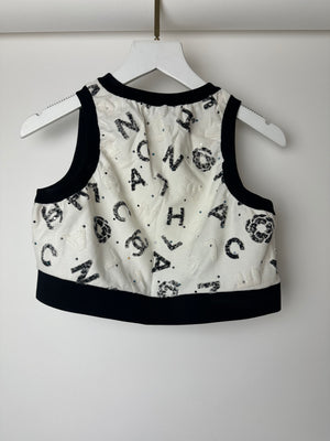 Chanel 22S White 
Black Logo 
Camellia Print Crop Top 
Shorts Set with Black Trim 
Metallic Applique Details Size S (UK 8)