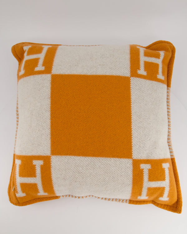 Hermès Avalon III Small Pillow in Écru 
Potiron RRP £630