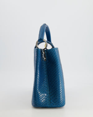 Louis Vuitton Peacock Blue Capucines MM Bag in Python Leather with Silver Hardware