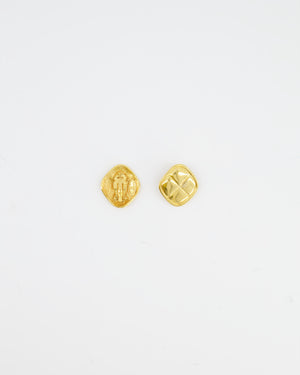 Chanel Vintage Yellow Gold Matelasse Diamond Shaped Clip On Earrings