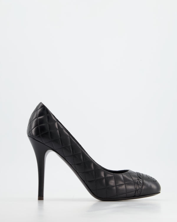 *FIRE PRICE* Chanel Black Round Toe Heels with Quilted Leather Detail Size EU 40.5