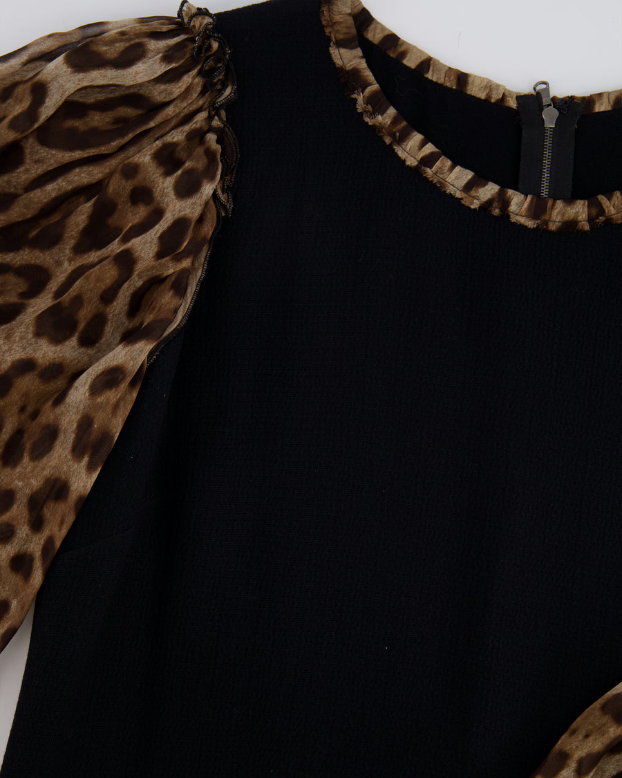 Dolce 
Gabbana Black Dress with Leopard Silk Sleeves and Collar Size IT 42 (UK 10) RRP £1,450