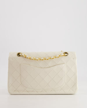 *FIRE PRICE* Chanel Vintage White Medium Classic Double Flap Bag in Lambskin Leather with 24K Gold Hardware