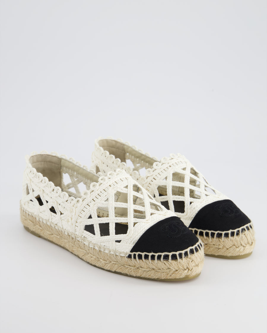 Chanel White Crochet Raffia Espadrille with CC Logo Detail Size EU 36