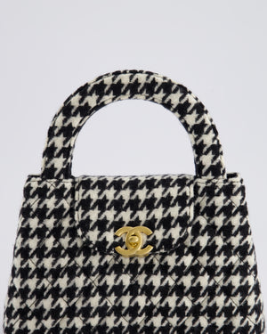 *HOT* Chanel Small Kelly Shopping Bag in Black 
White Wool Houndstooth with Brushed Antique Gold Hardware