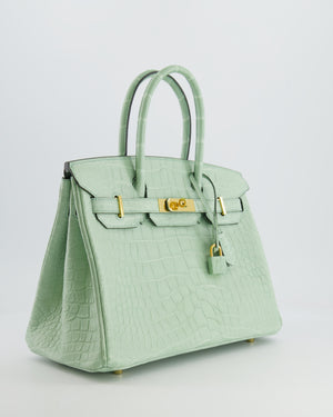 *SUPER RARE* Hermés Birkin 30cm Retourne Bag in Vert d
Eau Alligator Mississippiensis with Gold Hardware