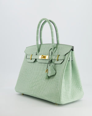 *SUPER RARE* Hermés Birkin 30cm Retourne Bag in Vert d
Eau Alligator Mississippiensis with Gold Hardware