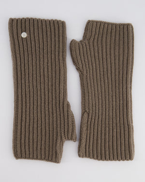 Hermès Beige Knitted Mittens Size M