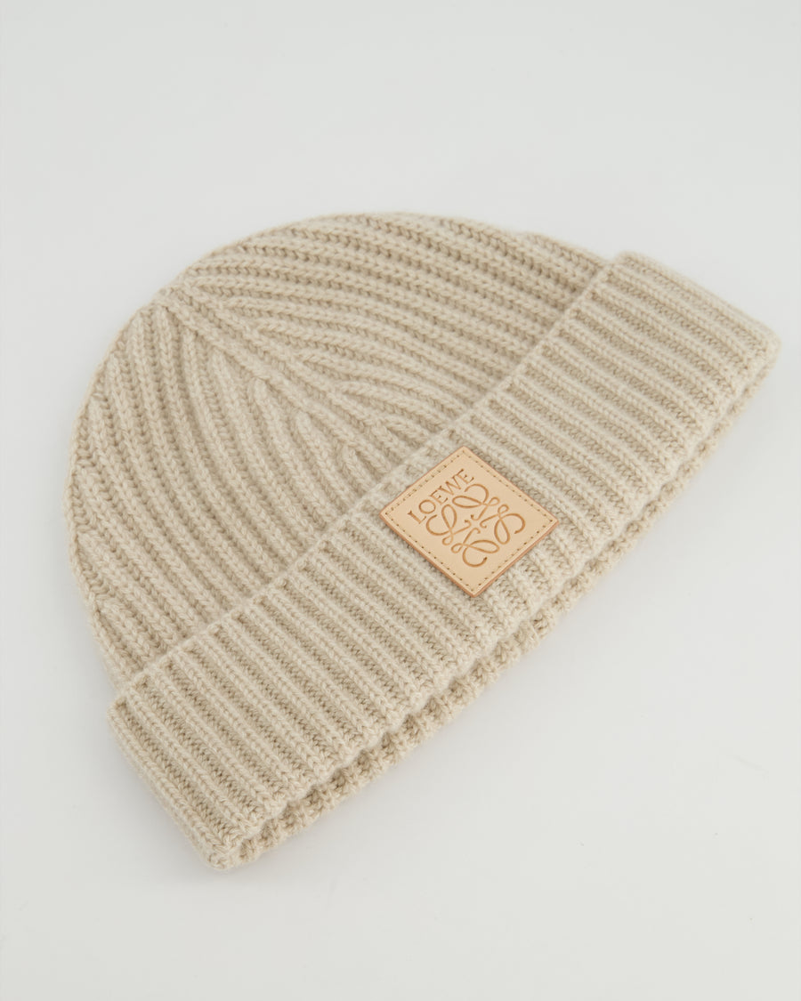 *HOT* Loewe Light Beige Ribbed Cashmere Beanie Hat with Leather Patch Detail RRP £350