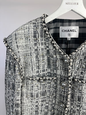 Chanel White and Black Runway Tweed Jacket with Pearl Detail FR 42 (UK 14)