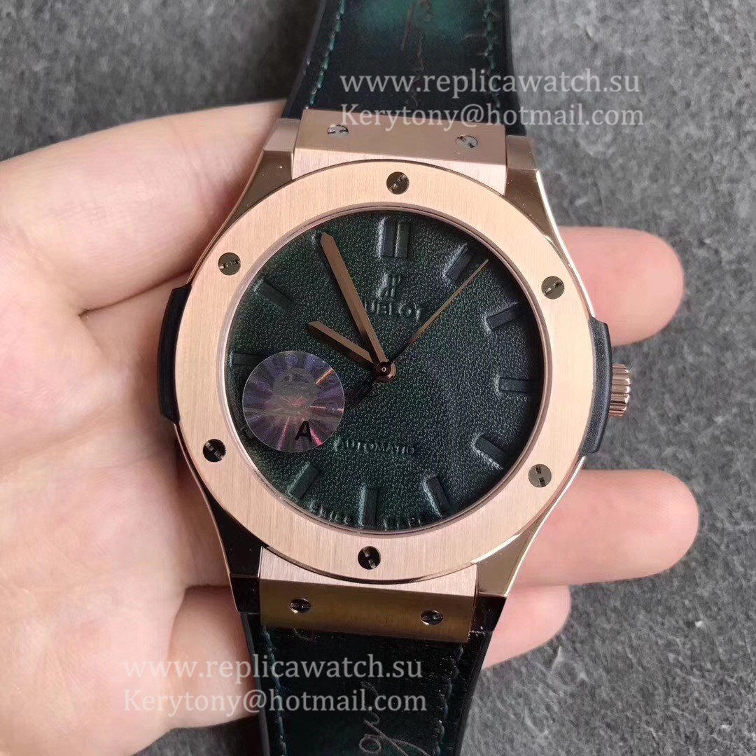Classic-Fusion-Berluti-Scritto-511.OX_.0500.VR_.BER16-SRF-V2-Rose-Gold-Green-Leather-Dial-HUB1100.jpg