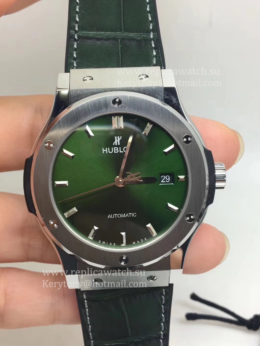 Classic-Fusion-Titanium-Green-38mm-542.NX_.8970.LR-JJF-V2-Titanium-Green-Dial-HUB1112.jpg