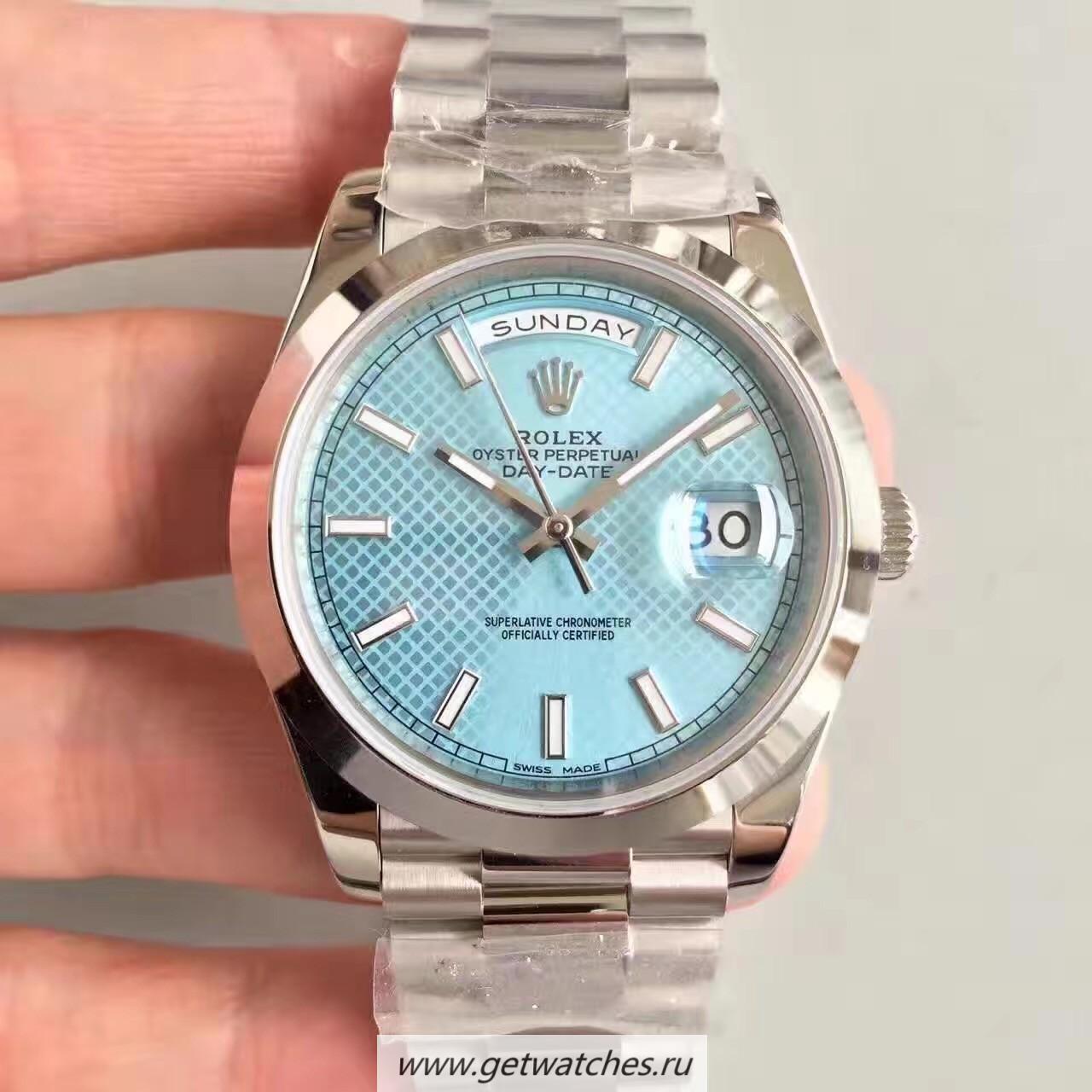 Day-Date-40-228206-Noob-Factory-SS-Blue-Diagonal-Dial-3255.jpg